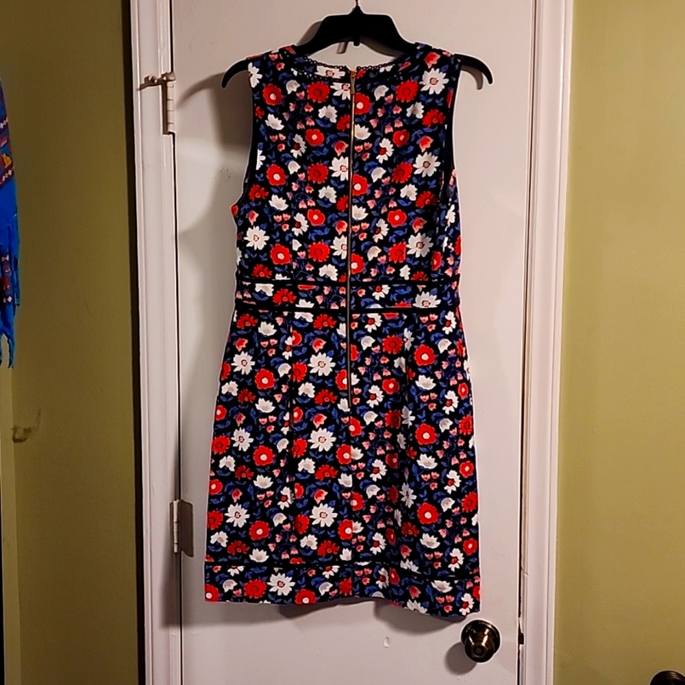 Dress - Picture 3 of 4